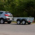 Remorque double essieu en acier 233 cm ridelles avant/arrière ouvrantes 235T Bâche plate – Image 3